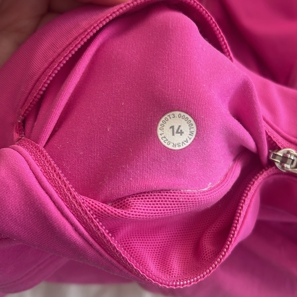 Lululemon Sonic Pink Speed Up Low Rise Short 2.5" Size 14 - Picture 5 of 6